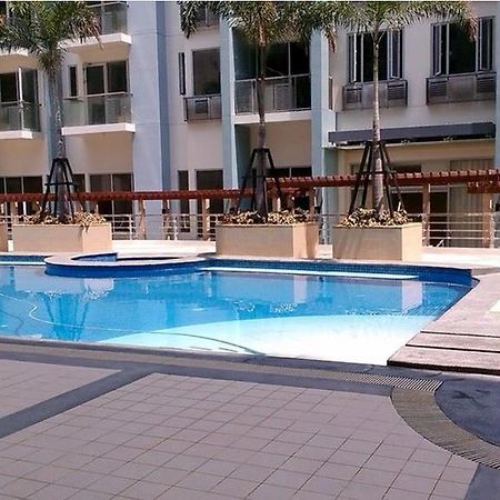 One Palm Tree Villa Cc9N Manila Dış mekan fotoğraf