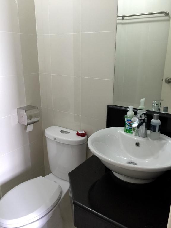 One Palm Tree Villa Cc9N Manila Dış mekan fotoğraf